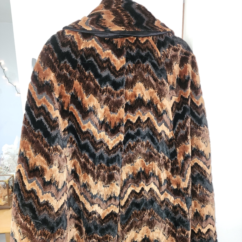 Vintage Carpetbag Marypoppins Cape Coat